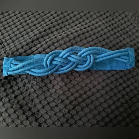 unknown Accessories - Vintage 70s/80s Blue Knot/Twist Braided belt w/homemade elastic extension